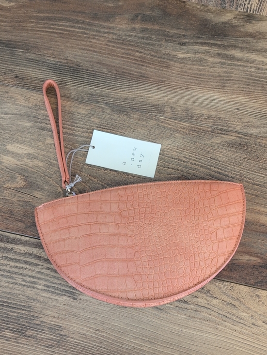 a new day Handbags - A New Day Coral Croc-Embossed Wristlet Clutch NWT             AB173